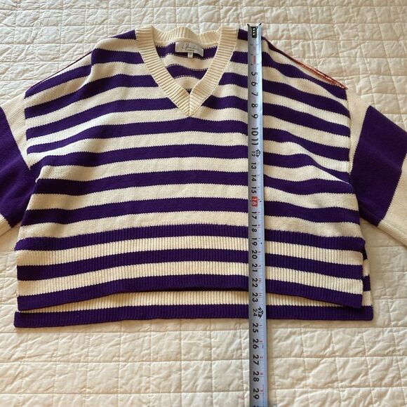 REVOLVE L'Acadamie Raddix oversized sweater Purple and cream Bell Sleeve Striped - Picture 7 of 9